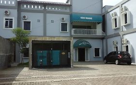 Ben House